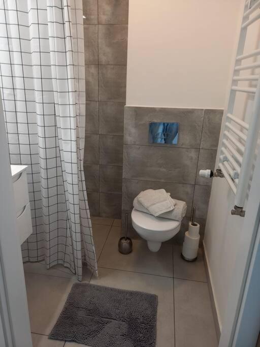 Klemens Apartament *